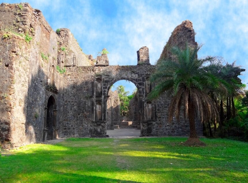 The ruins of Bassein Fort